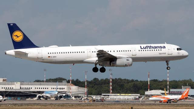 D-AISV:Airbus A321:Lufthansa